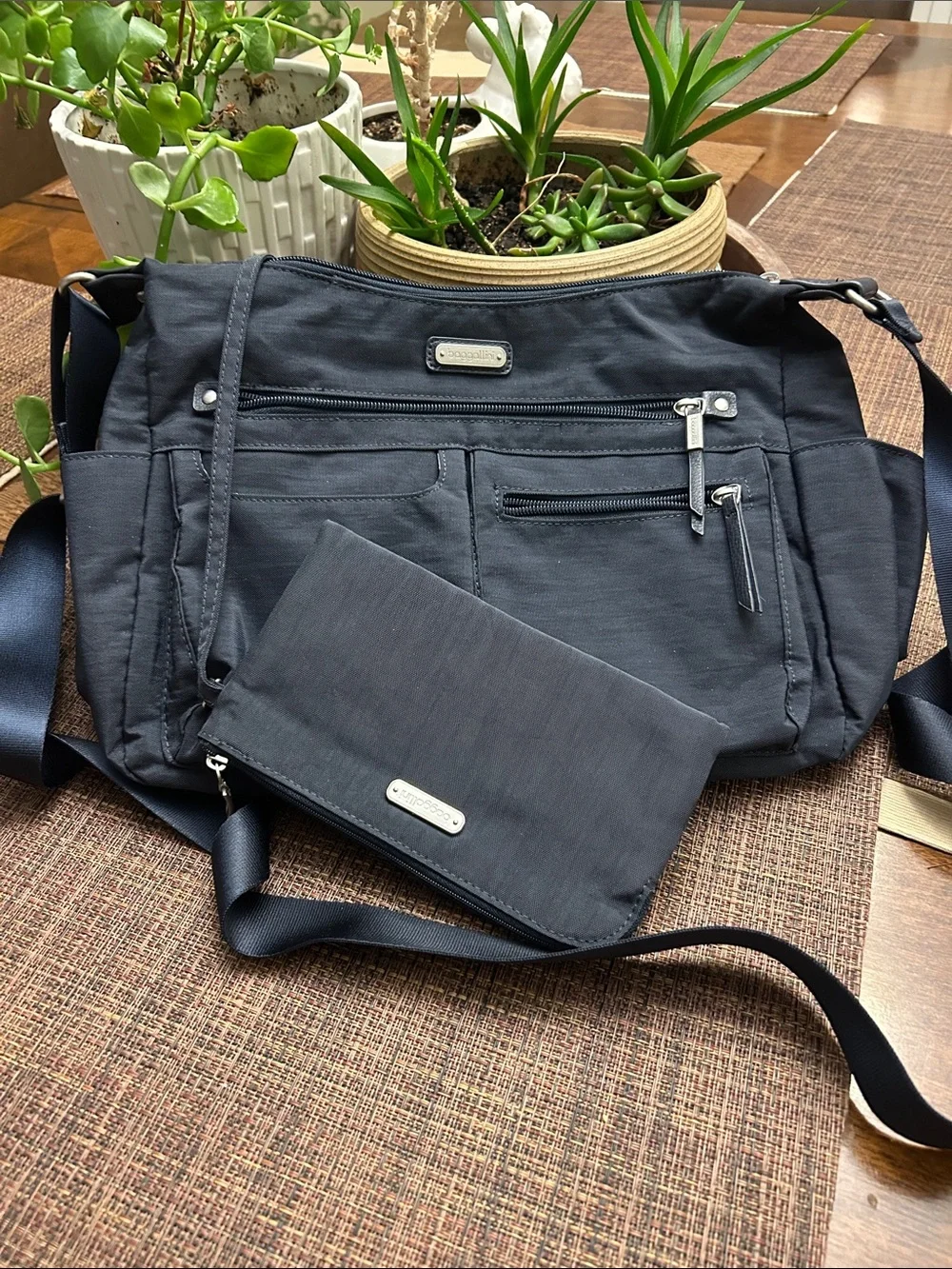 Baggallini Black Messenger Crossbody Bag